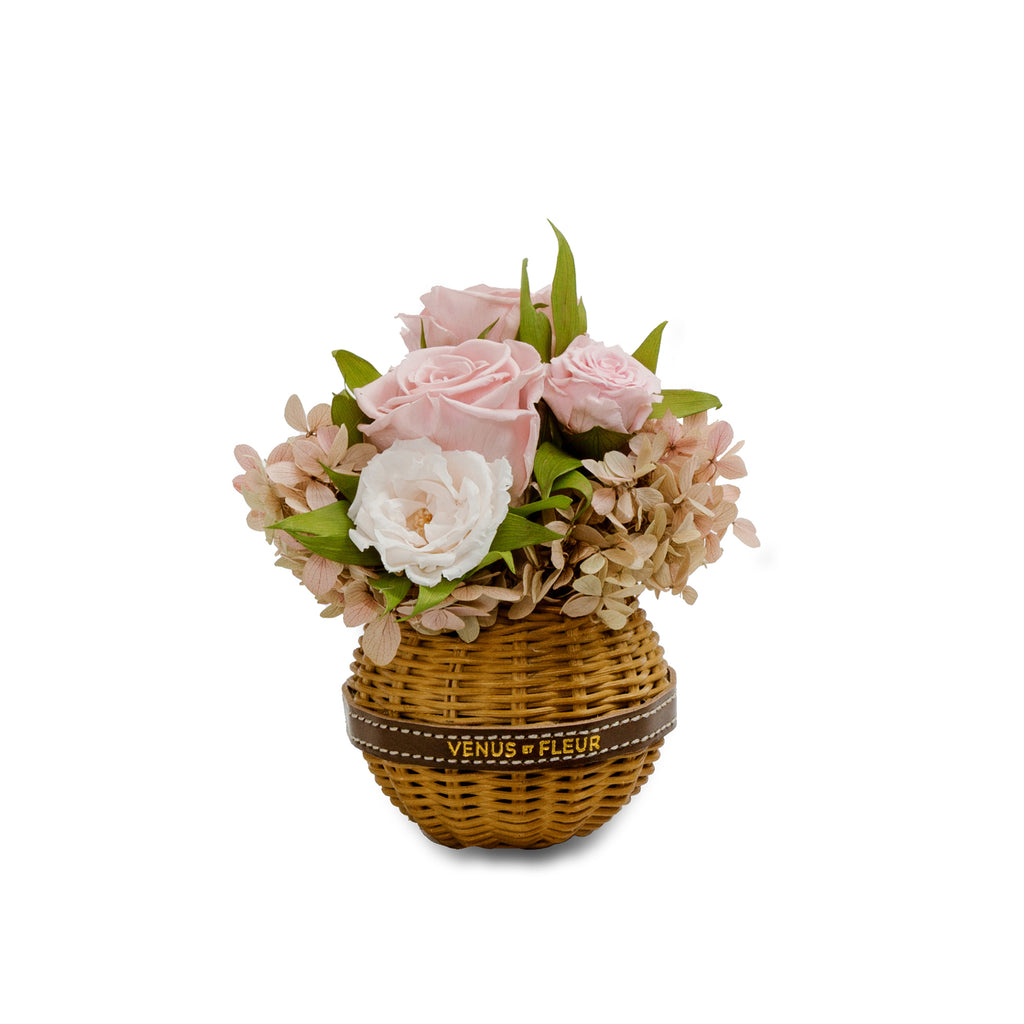 Le Mini Globe Heirloom Wicker, Mixed Florals, Jardin Botanique, Mixed Hydrangeas & Roses, Venus et Fleur