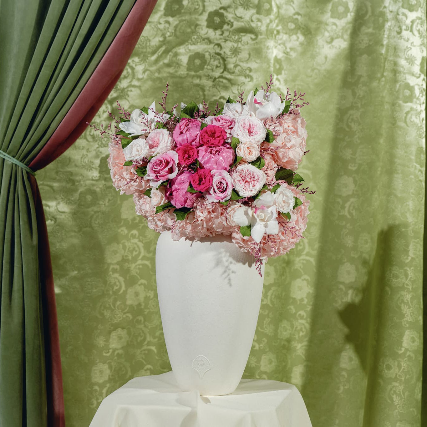 image-with-thumbnail description 