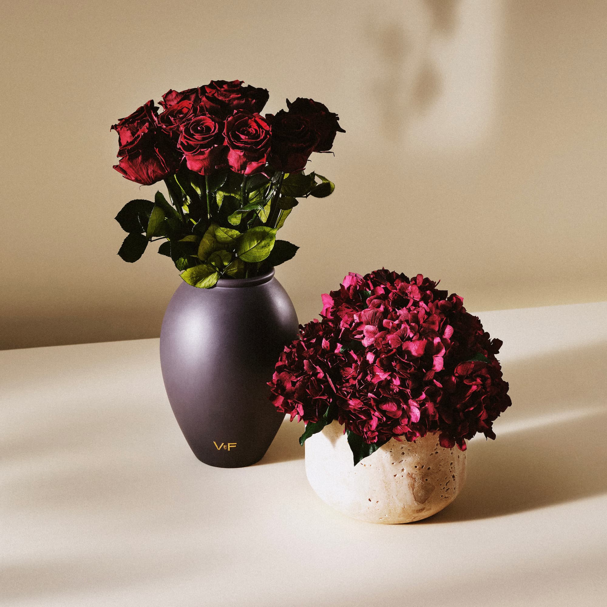 Terre Travertine Vase | Preserved Eternity® Hydrangeas – Venus et