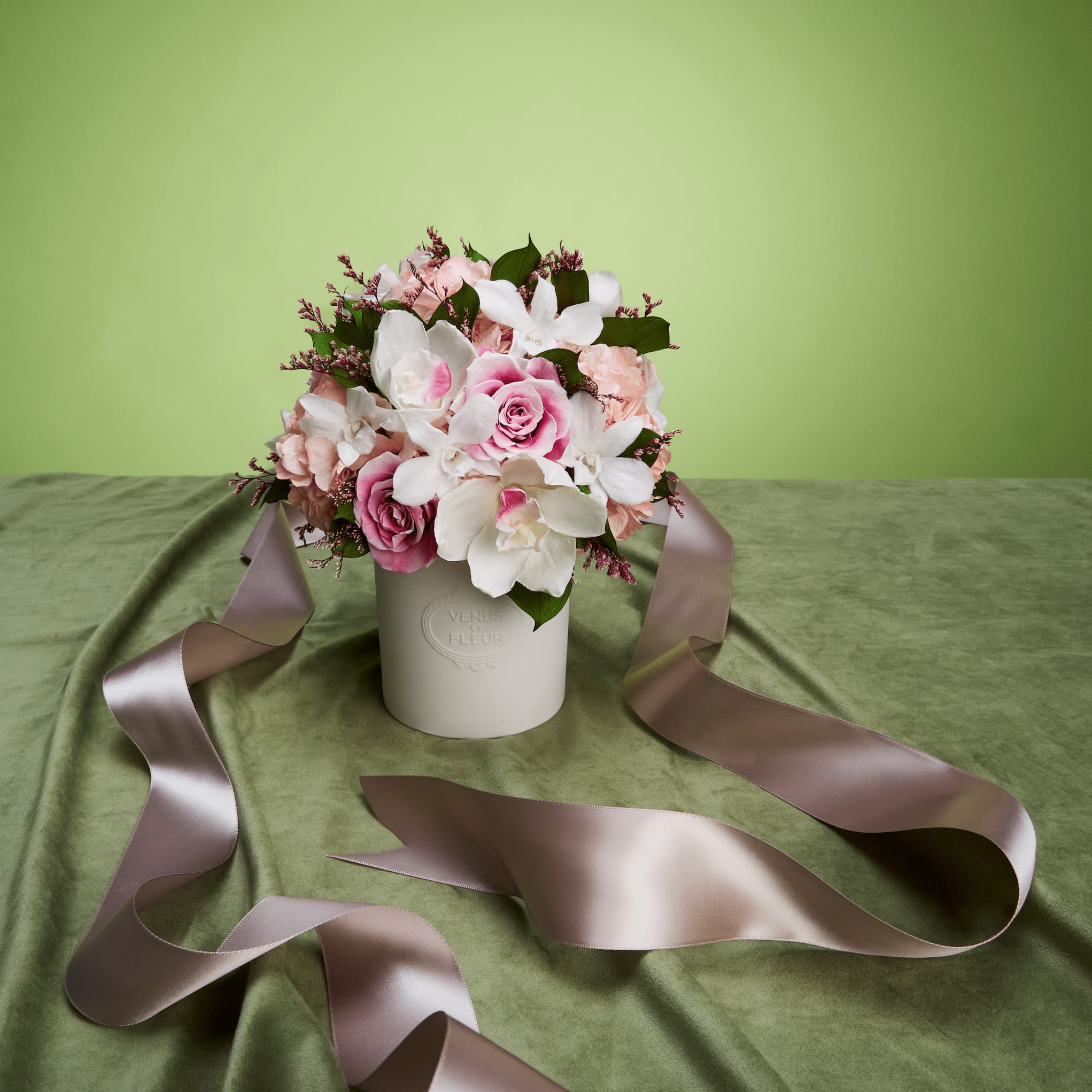 image-with-thumbnail hover image