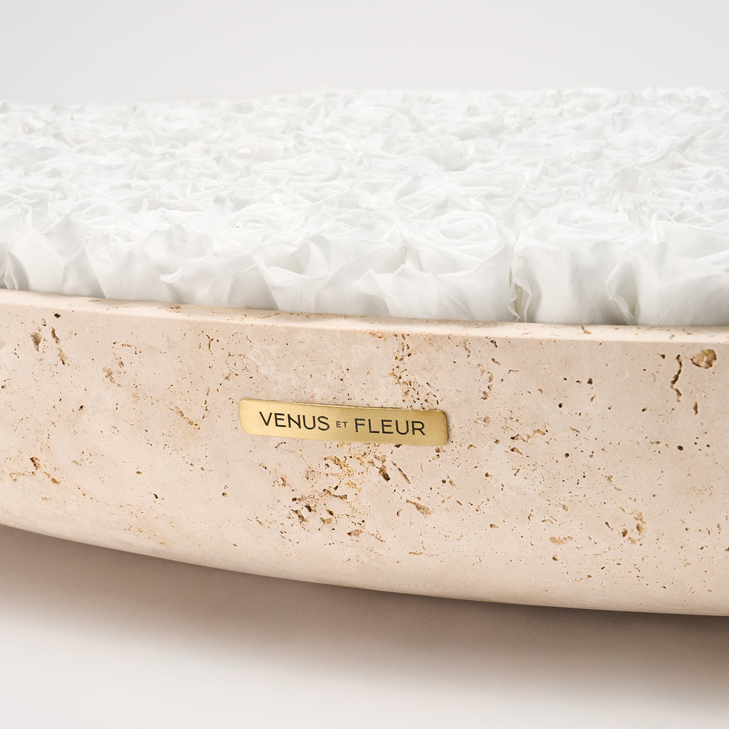 Grandiose Travertine Vase 12