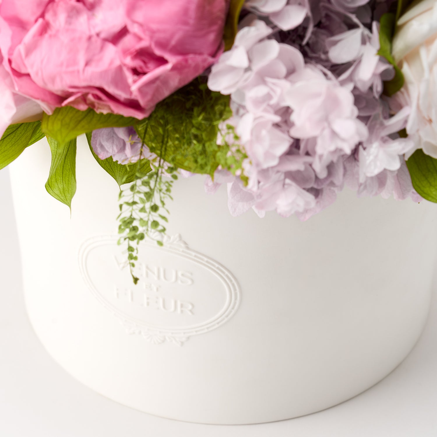 Thalia Porcelain Vase 2