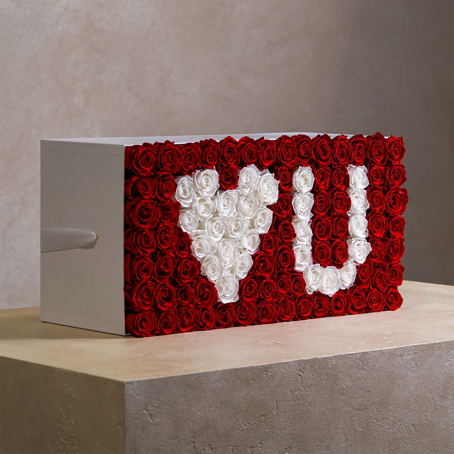 Le Duo Magnifique White Box with Eternity Roses | Venus et Fleur