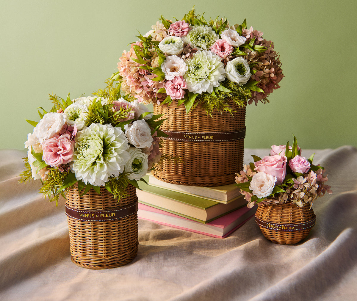 Flowers Gifts For Her — footer