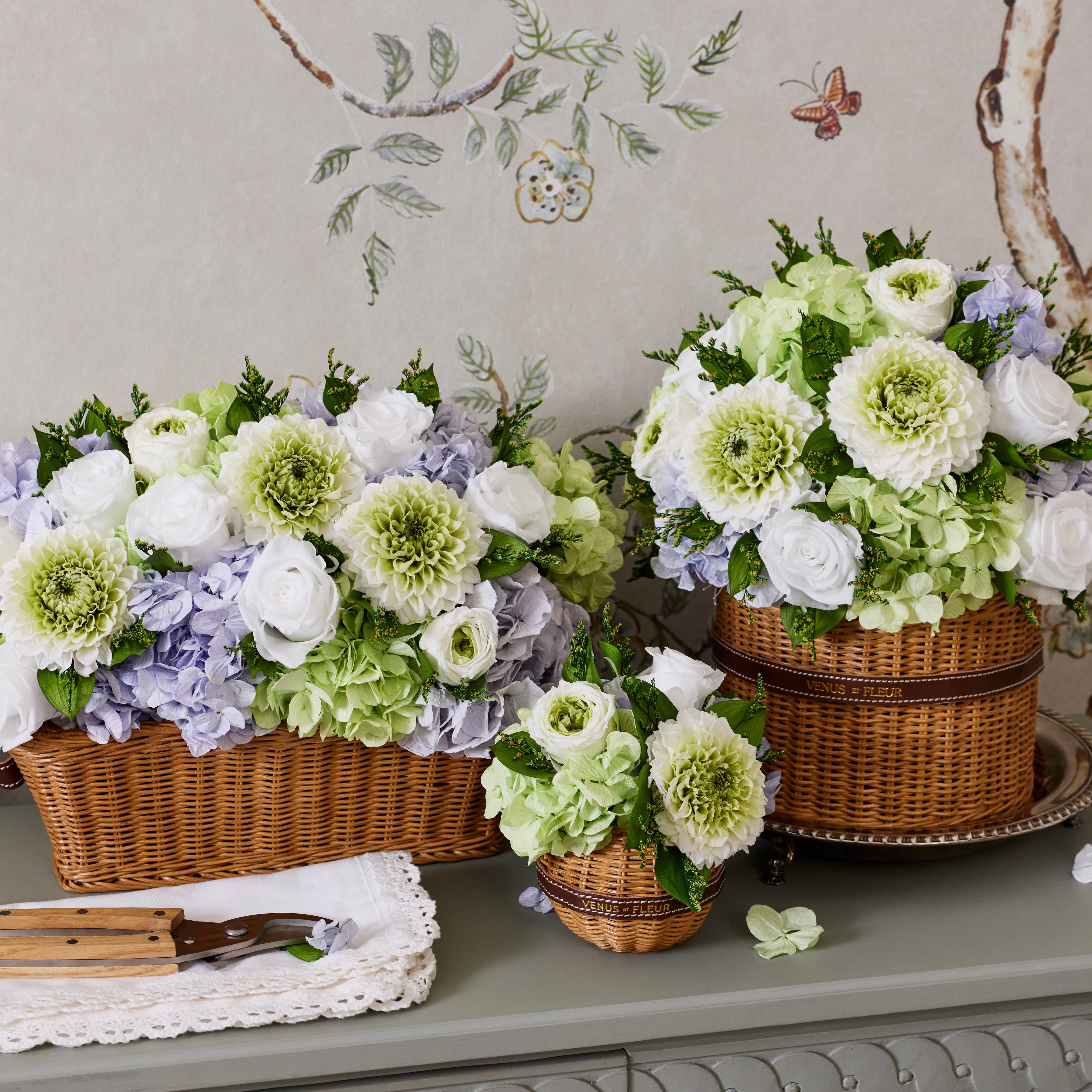 Wicker Mixed Globe 6