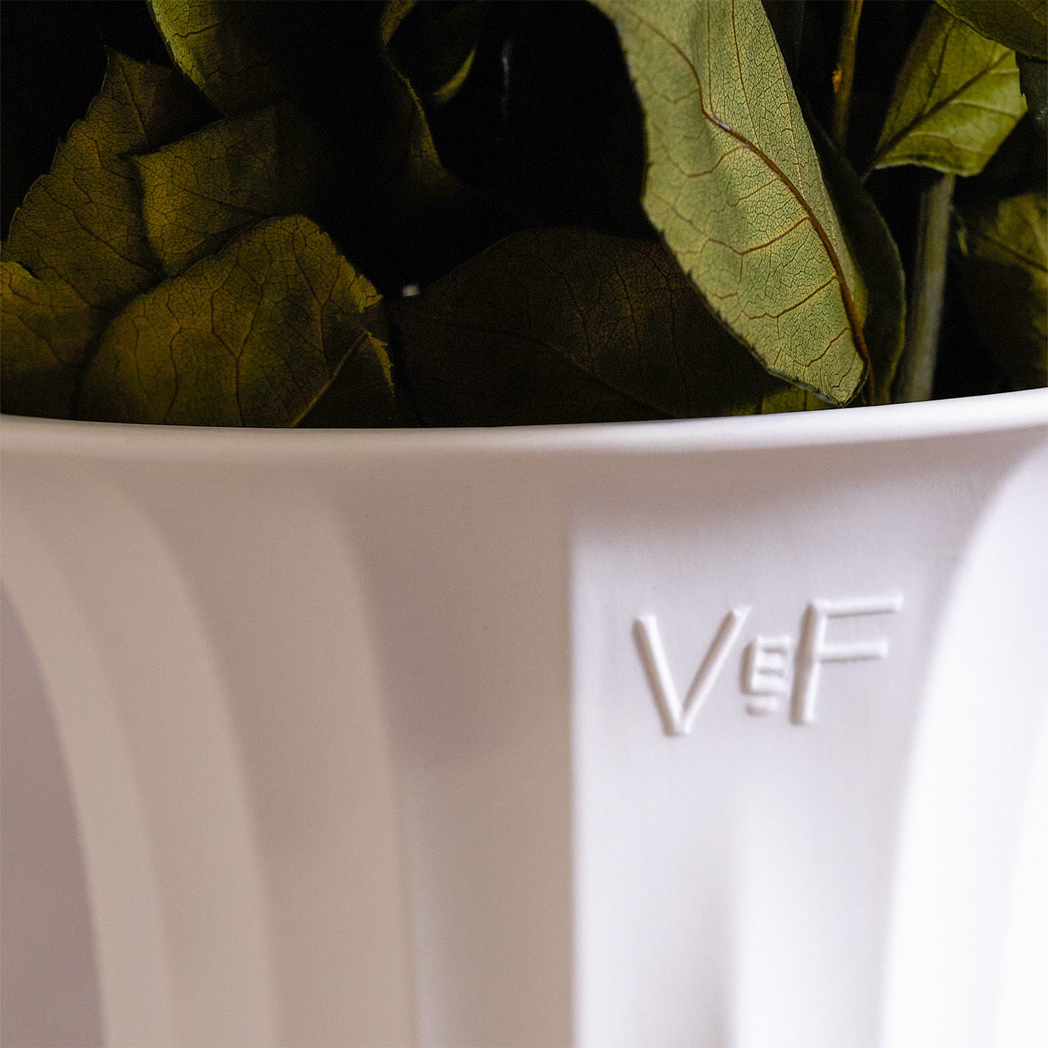Aphrodite Porcelain Vase 20
