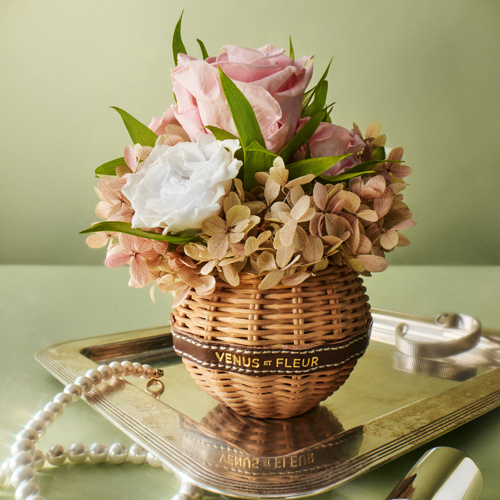 Le Mini Globe Heirloom Wicker