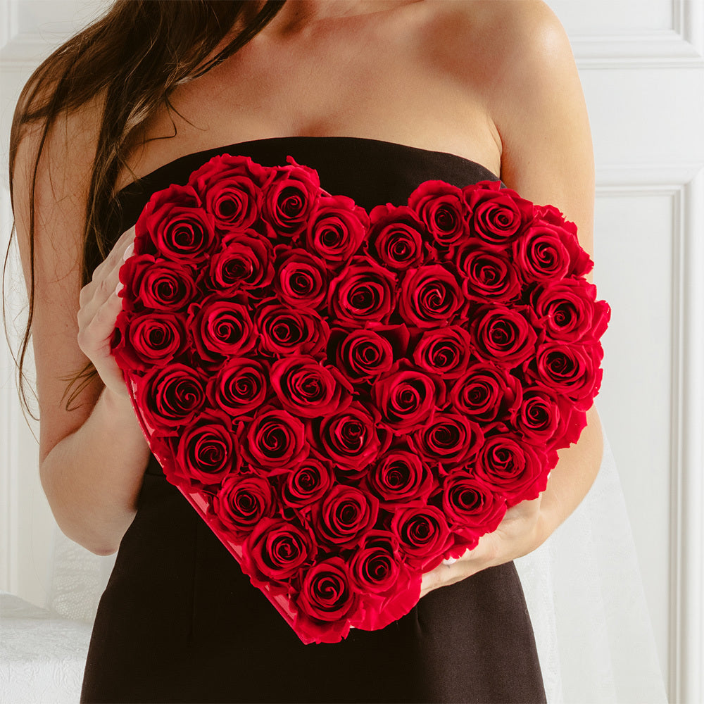 Eternity Heartsさん専用 Large Heart Red Box with Eternity Roses | Venus et Fleur