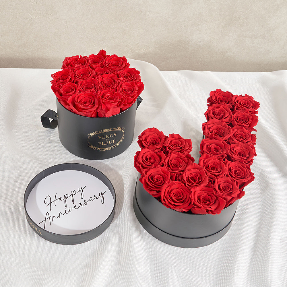 Floral Letter J in Flowers with Eternity Roses | Venus et Fleur